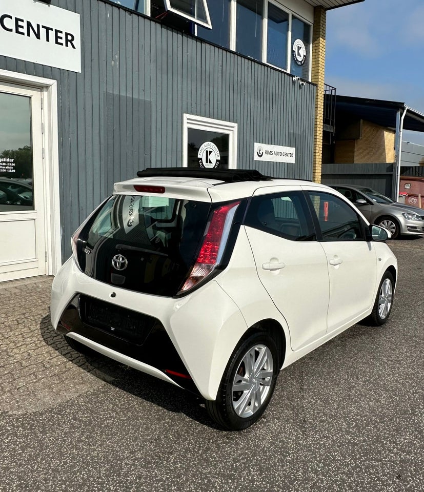 Toyota Aygo 1,0 VVT-i x-sky II 5d