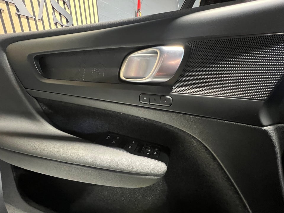 Volvo XC40 P6 ReCharge Plus 5d