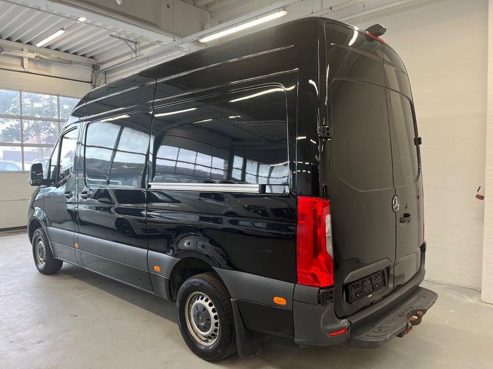 Mercedes Sprinter 317 2,0 CDi A2 Kassevogn aut. RWD