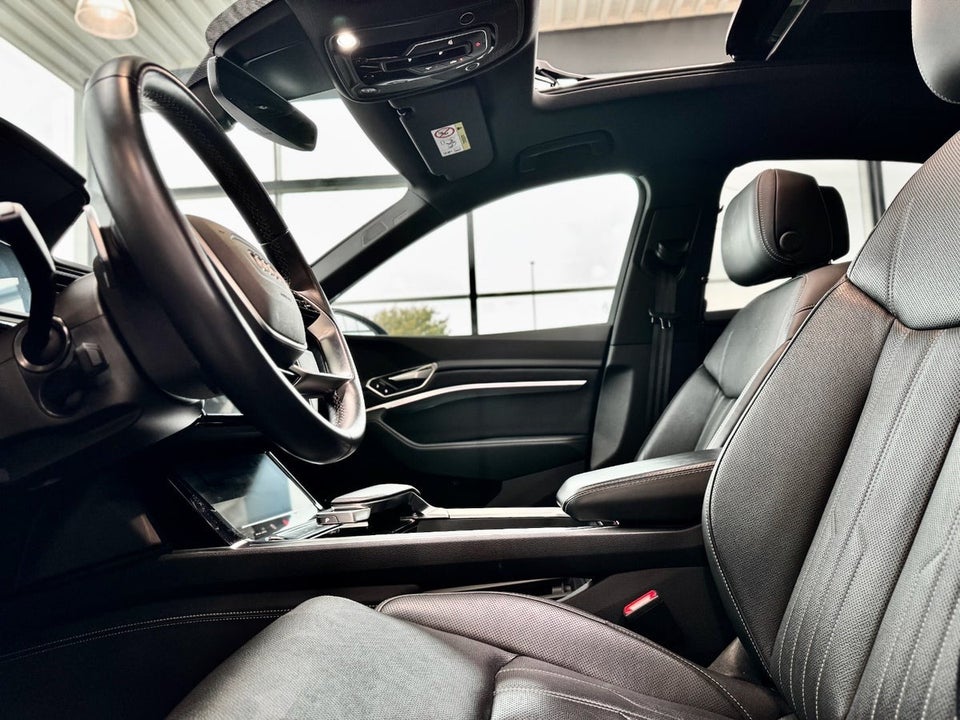 Audi Q8 e-tron 55 Prestige Sportback quattro 5d
