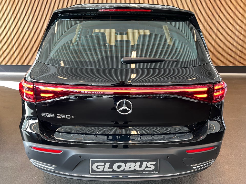 Mercedes EQB250+ Progressive 5d