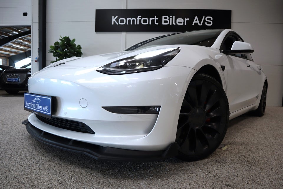 Tesla Model 3 Performance AWD 4d