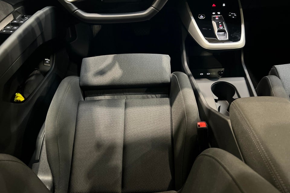 Audi Q4 e-tron 45 Progress 5d