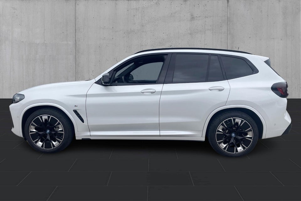 BMW iX3 Charged Plus M-Sport 5d