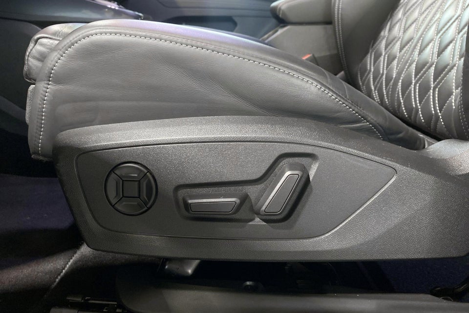 Audi Q4 e-tron 40 S-line Sportback 5d