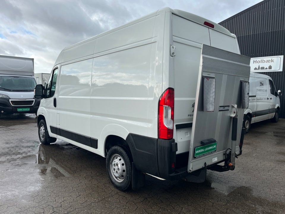 Peugeot Boxer 330 2,0 BlueHDi 130 L2H2