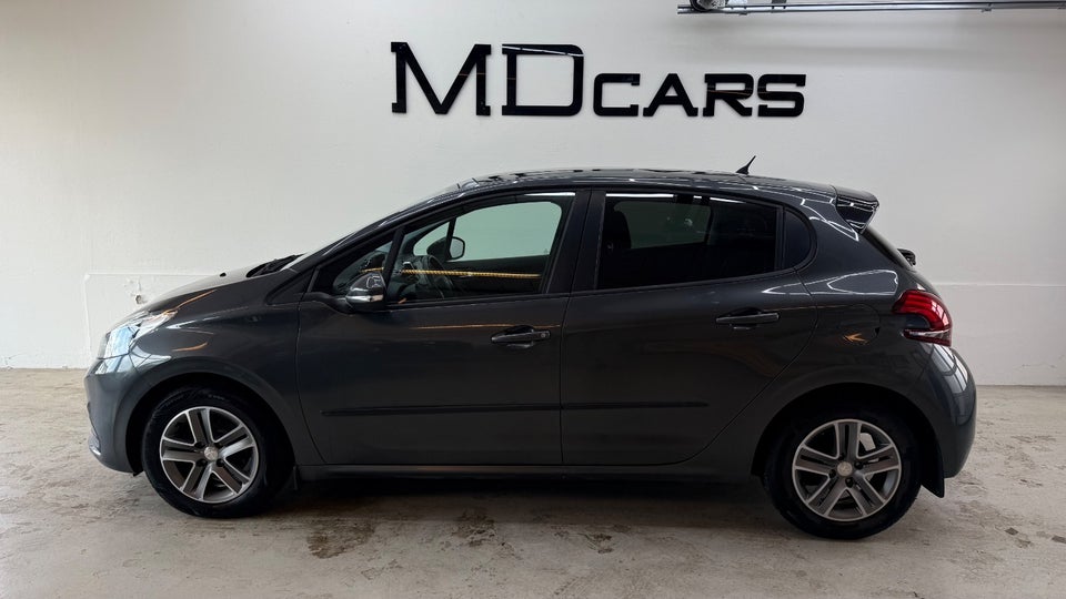 Peugeot 208 1,2 VTi 82 Allure Sky 5d