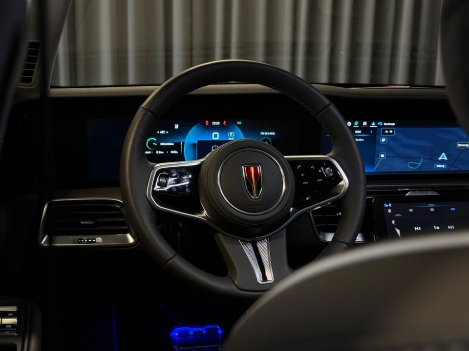 Hongqi E-HS9 99 Exclusive 5d