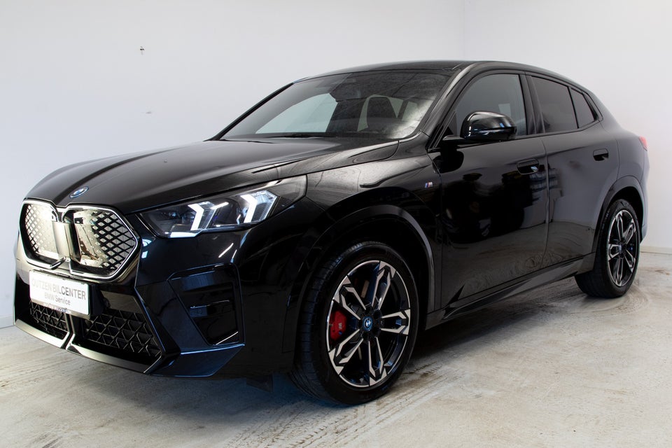 BMW iX2 eDrive20 Fully Charged M-Sport 5d