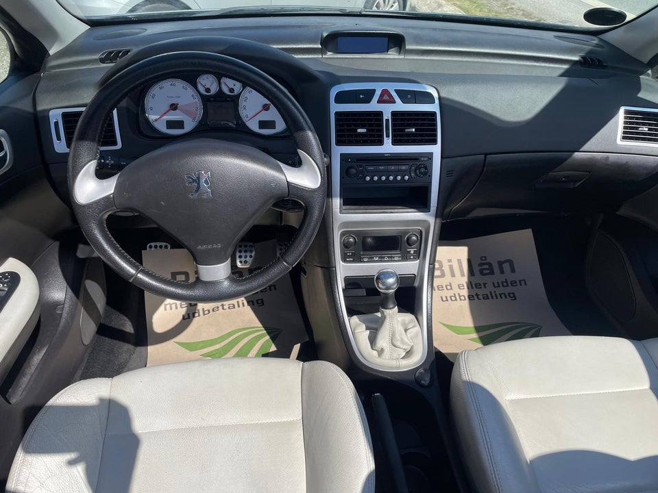 Peugeot 307 2,0 16V CC 2d