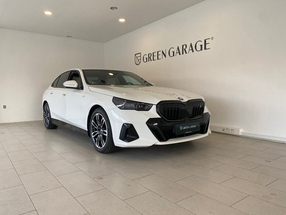 BMW i5 eDrive40 M-Sport Pro 4d