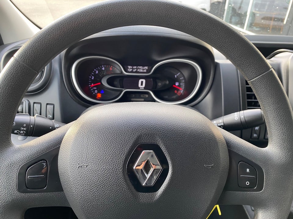 Renault Trafic T29 2,0 dCi 145 L2H1