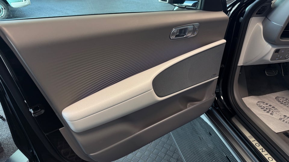 Hyundai Ioniq 6 77 Ultimate 4d