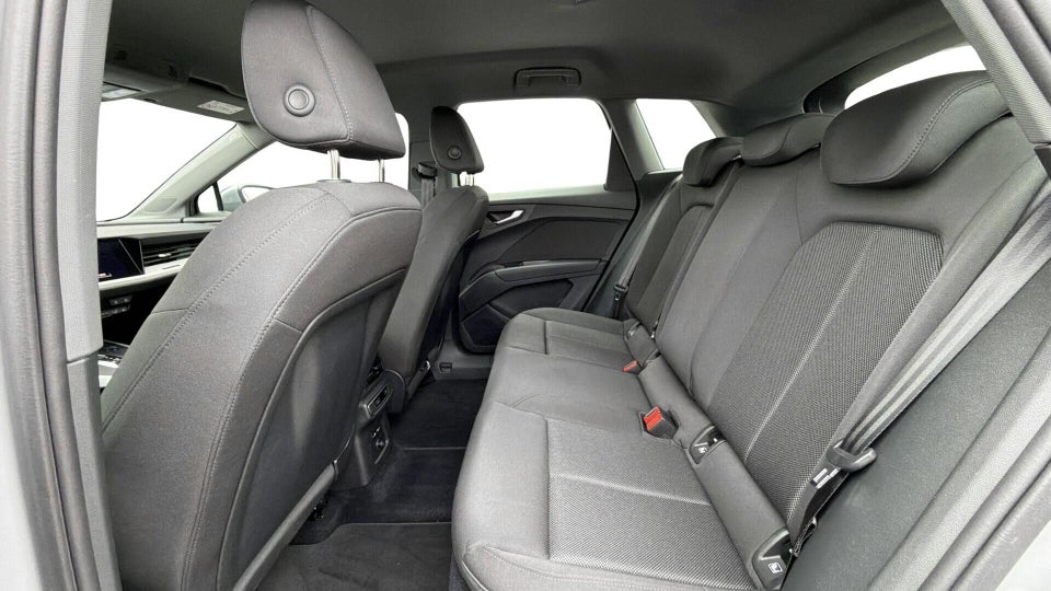 Audi Q4 e-tron 35 Attitude 5d