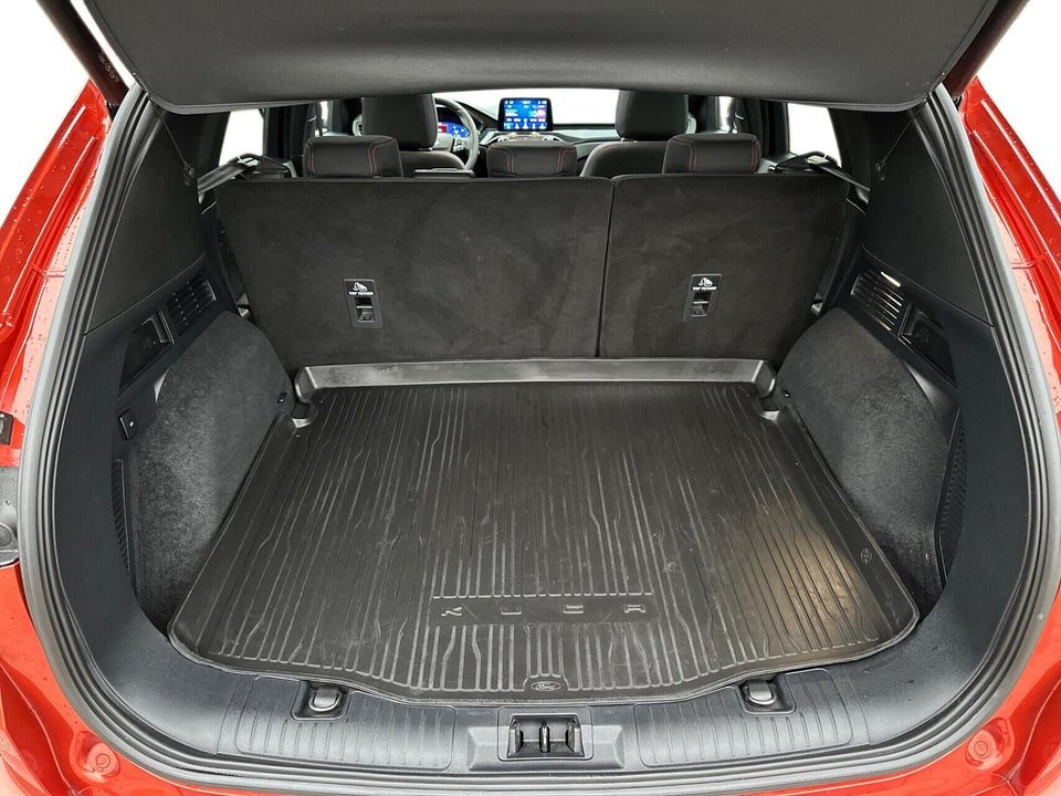 Ford Kuga 2,5 PHEV ST-Line CVT 5d