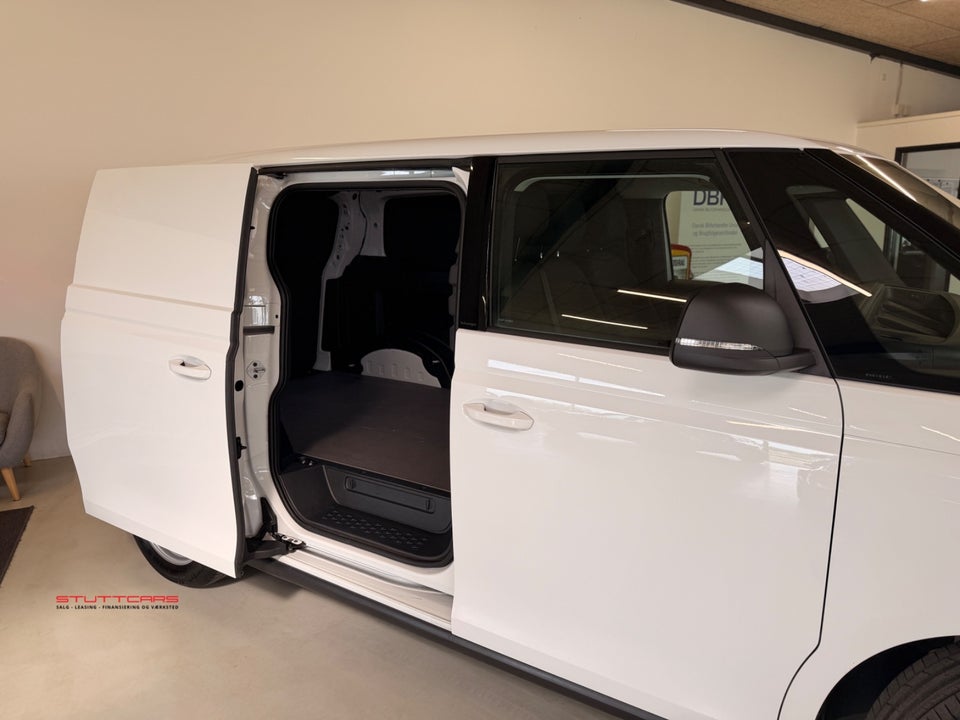 VW ID. Buzz 77 Cargo Pro