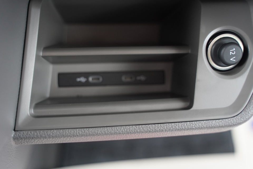 VW Crafter 35 2,0 TDi 140 Kassevogn L3H2