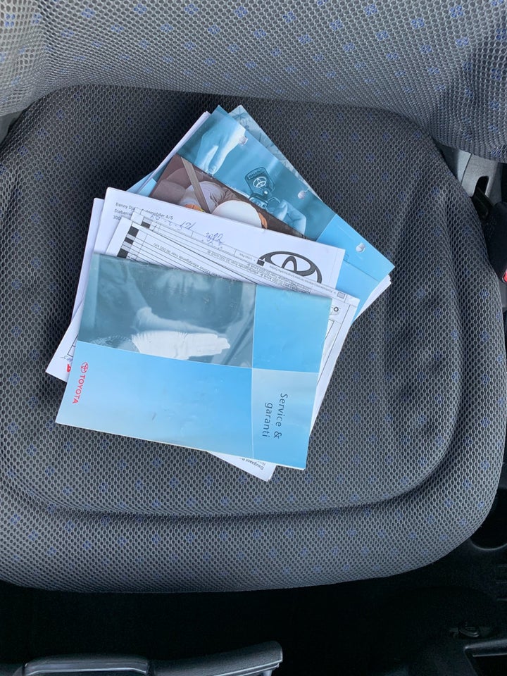 Toyota Yaris Verso 1,5 Luna Komfort 5d