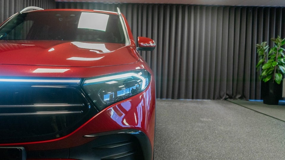 Mercedes EQB250+ AMG Line 7prs 5d