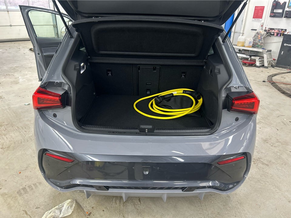 Cupra Born 58 e-Boost 5d