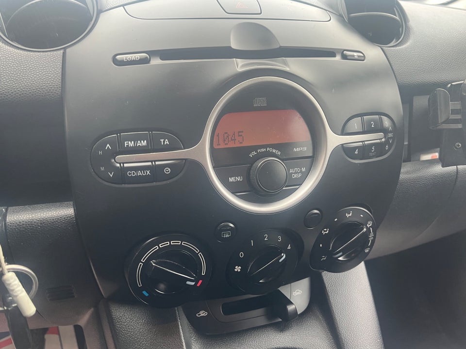 Mazda 2 1,3 Advance 3d