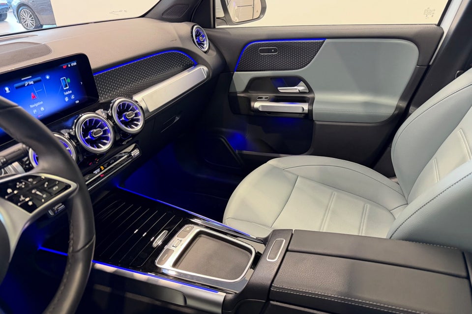 Mercedes EQB300 Progressive 4Matic 5d