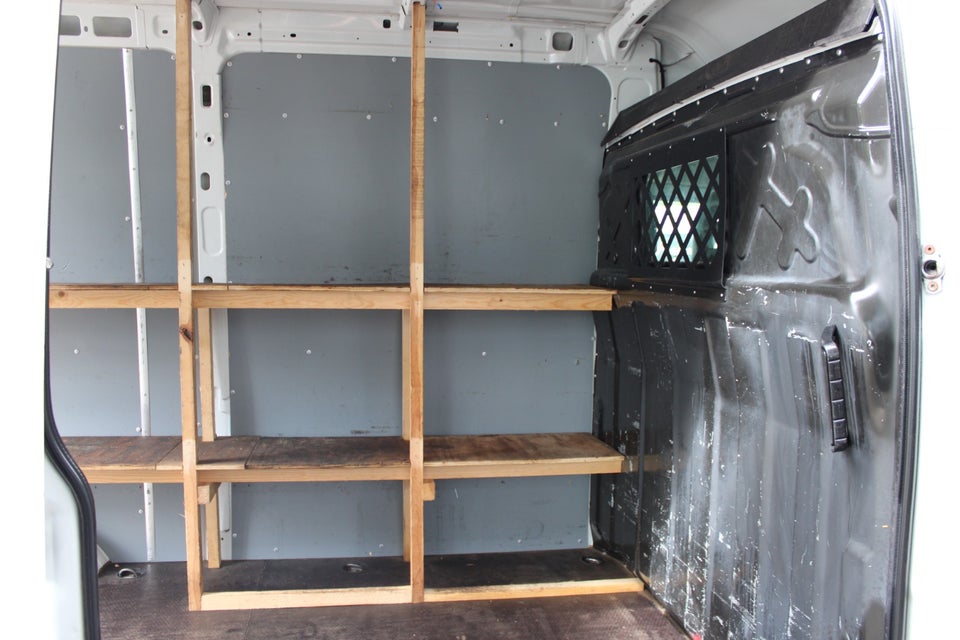 Iveco Daily 2,3 35S13 10,8m³ Van AG8
