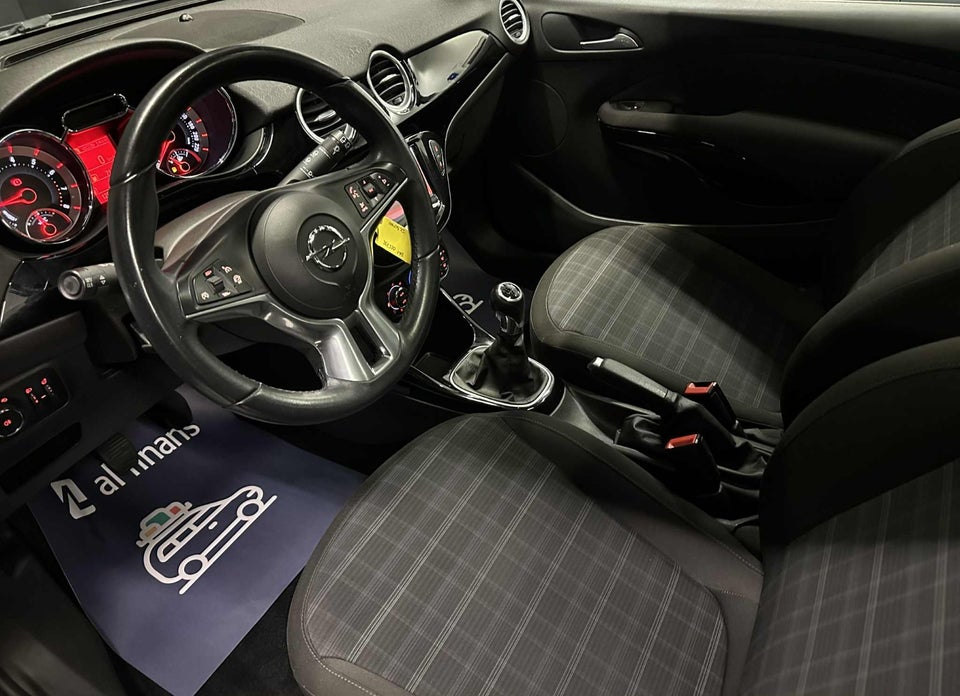 Opel Adam 1,4 87 Glam 3d