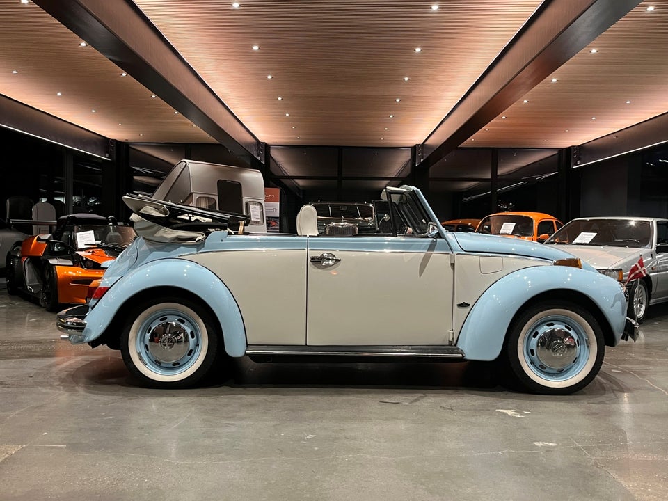 VW 1302 1,6 Cabriolet 2d