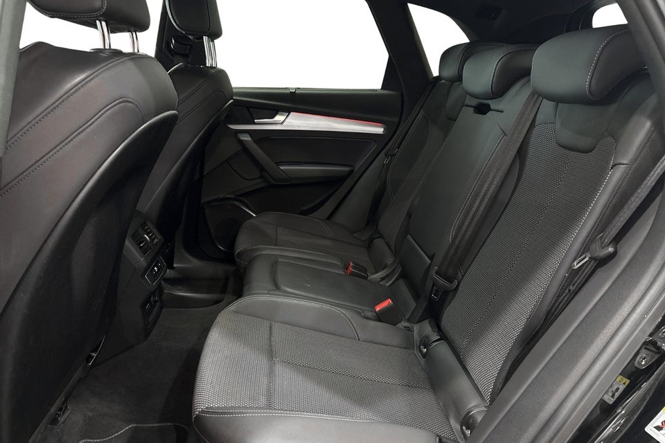Audi Q5 50 TFSi e S-line quattro S-tr. 5d
