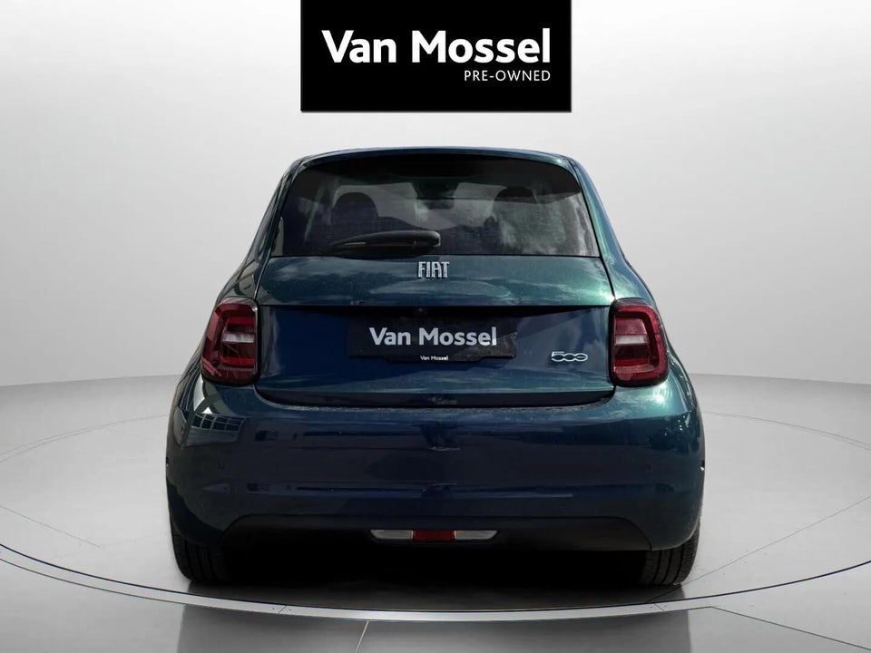 Fiat 500e 42 Icon 3d