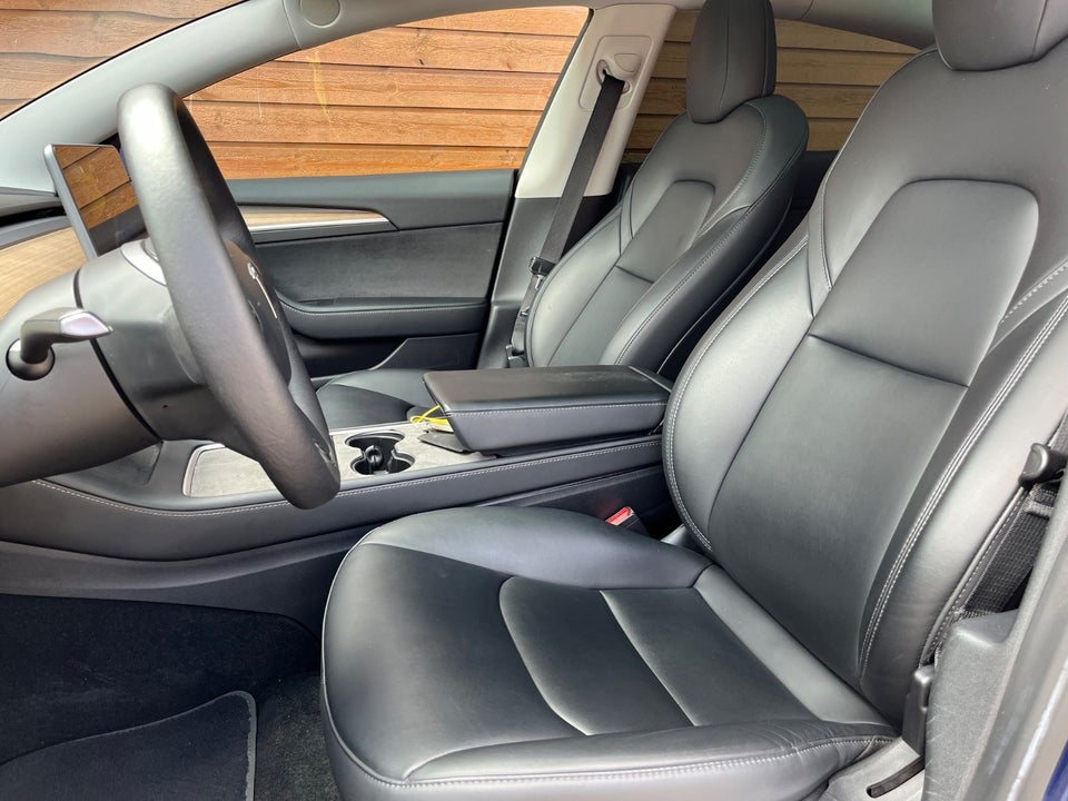 Tesla Model 3 Long Range AWD 4d