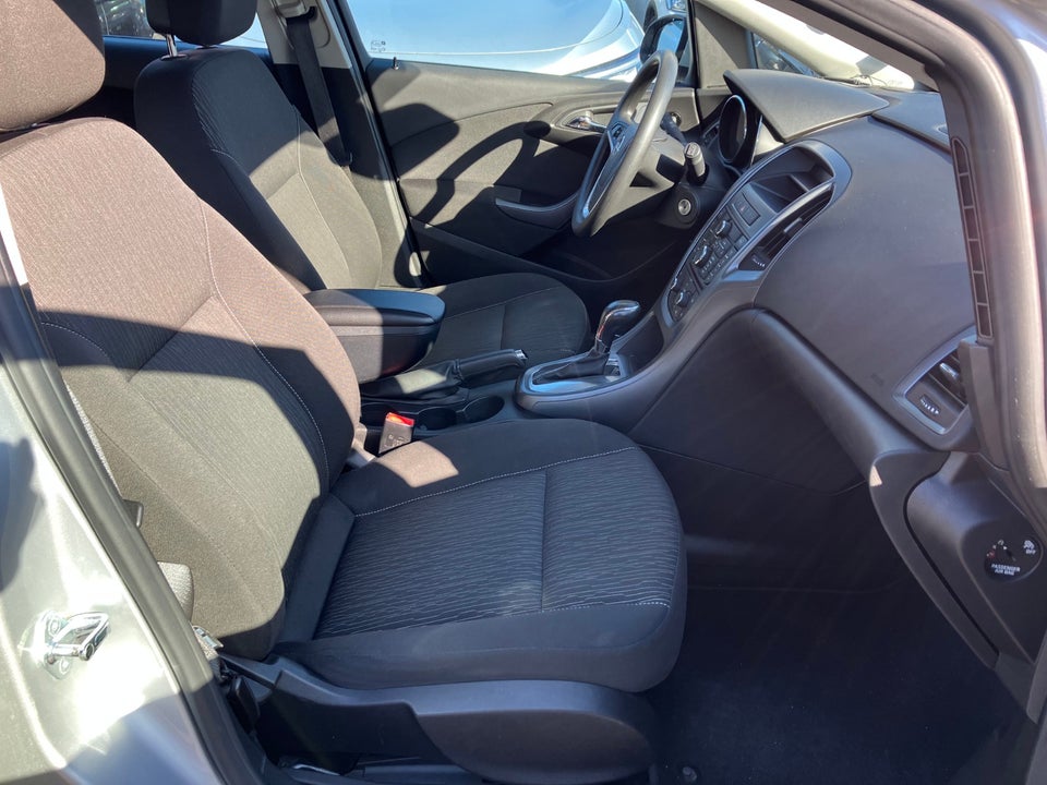 Opel Astra 1,4 T 140 Enjoy Sports Tourer aut. 5d