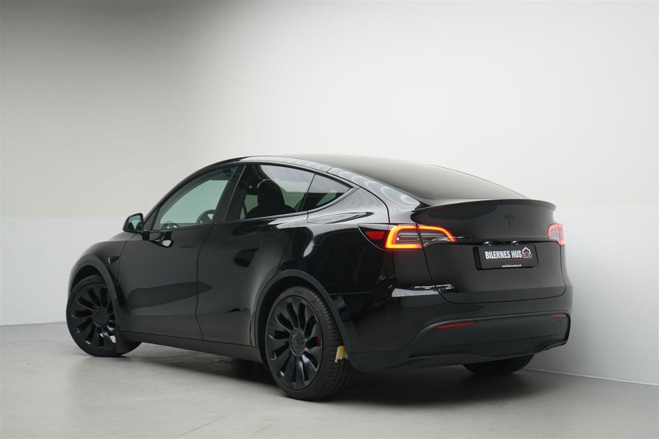 Tesla Model Y Performance AWD 5d