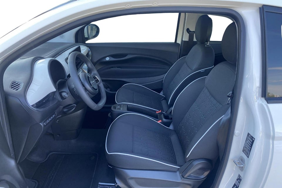 Fiat 500e 42 Icon 3d