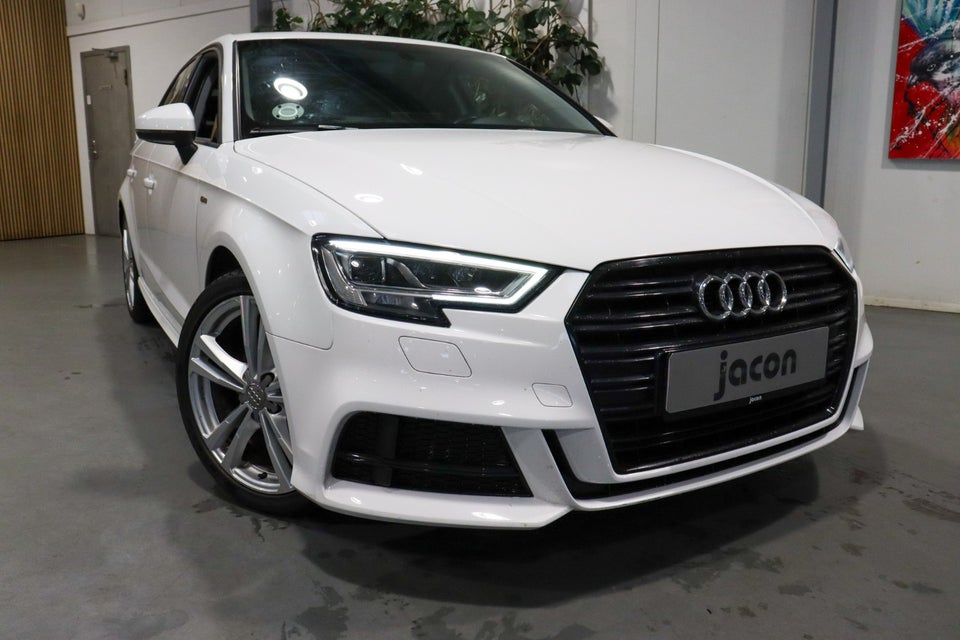 Audi A3 35 TFSi Sport Limited Sportback S-tr. 5d