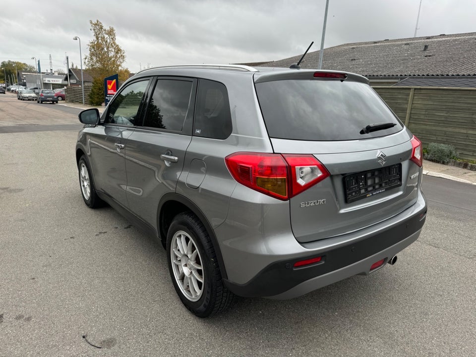 Suzuki Vitara 1,6 Active aut. 5d