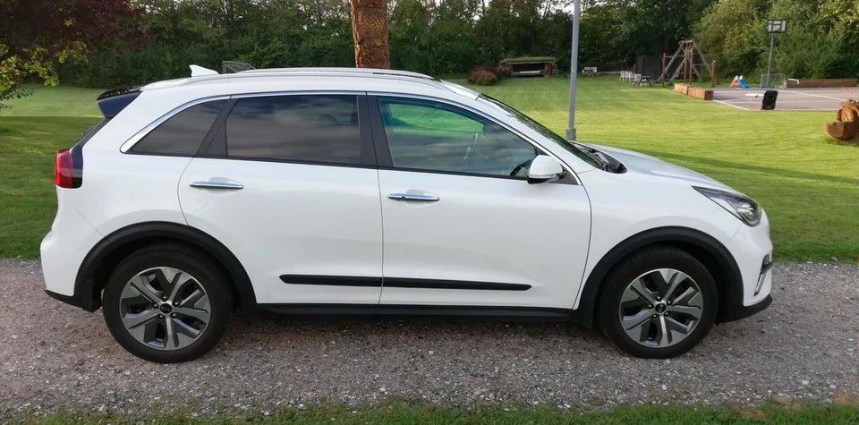 Kia e-Niro 64 Advance 5d