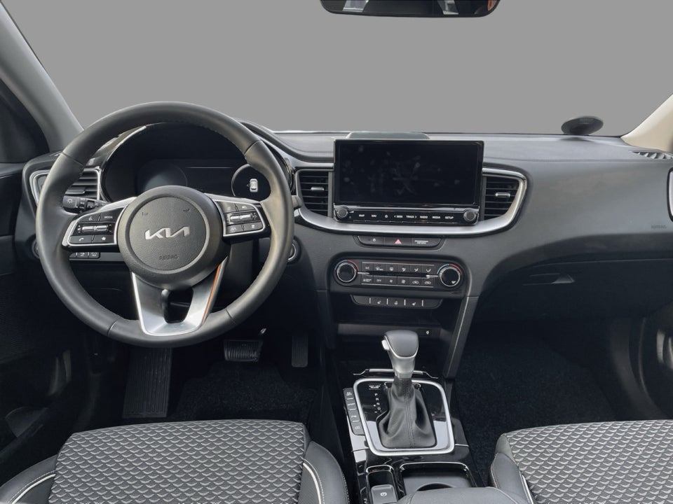 Kia Ceed 1,6 PHEV Upgrade Premium SW DCT 5d