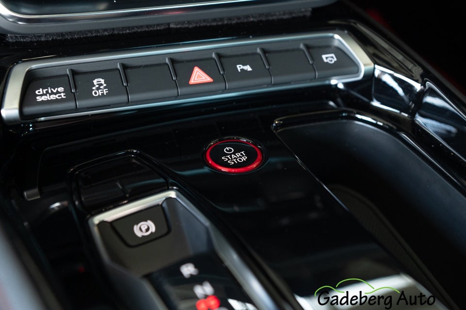 Audi e-tron GT quattro 4d
