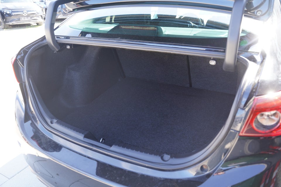 Mazda 3 2,0 SkyActiv-G 120 Optimum 4d