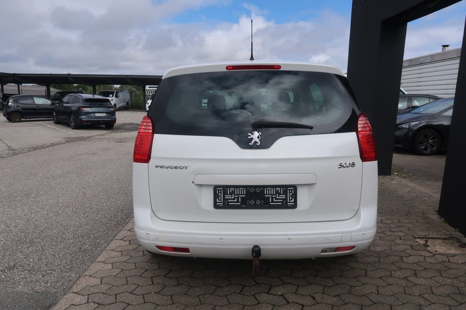 Peugeot 5008 2,0 HDi 163 Active aut. 7prs 5d