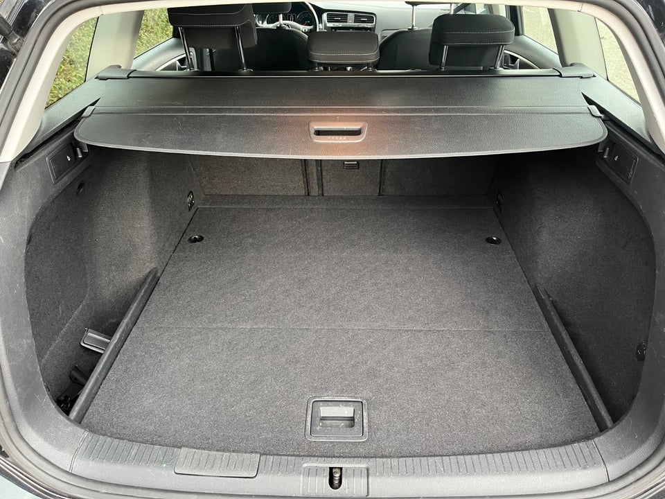 VW Golf VII 1,0 TSi 110 Comfortline Variant DSG 5d