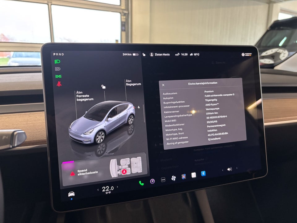 Tesla Model Y Long Range AWD 5d