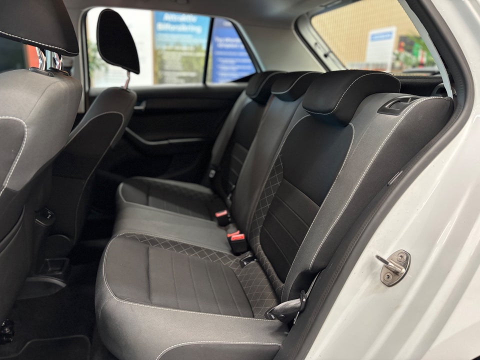 Skoda Fabia 1,0 MPi 75 Ambition 5d