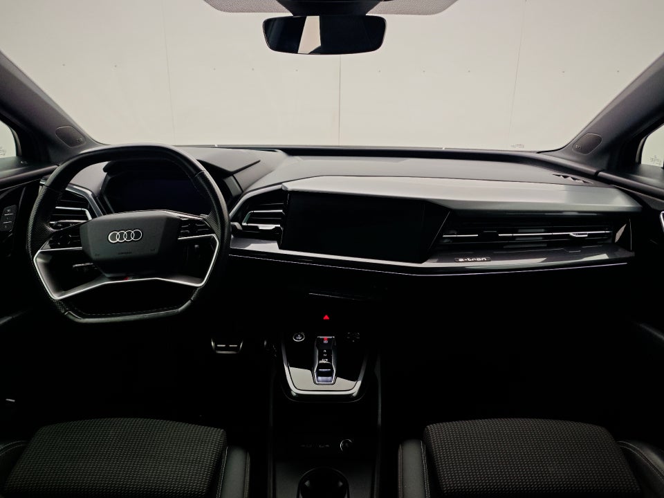 Audi Q4 e-tron 40 S-line Sportback 5d