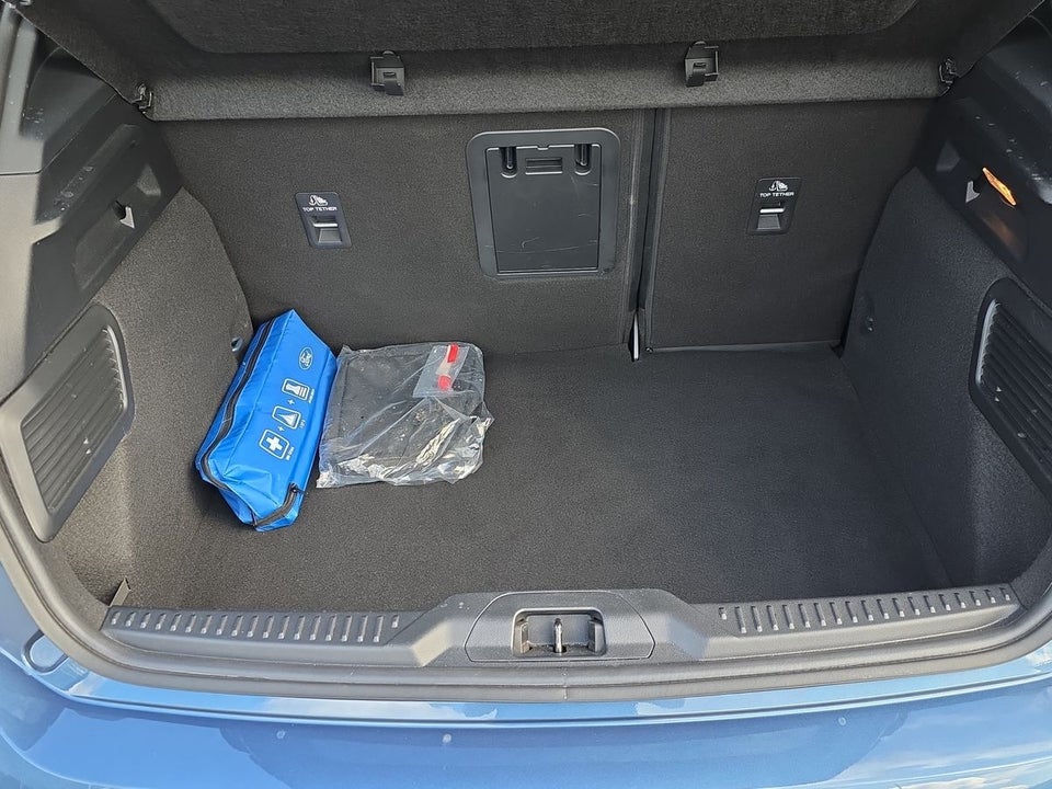 Ford Focus 1,0 EcoBoost mHEV ST-Line X 5d