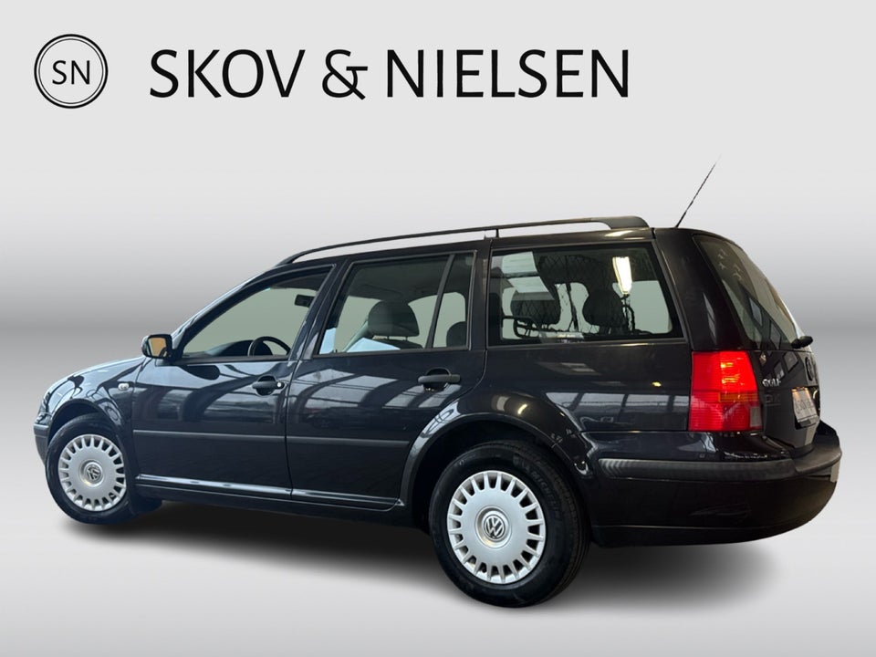 VW Golf IV 1,6 Comfortline Variant aut. 5d