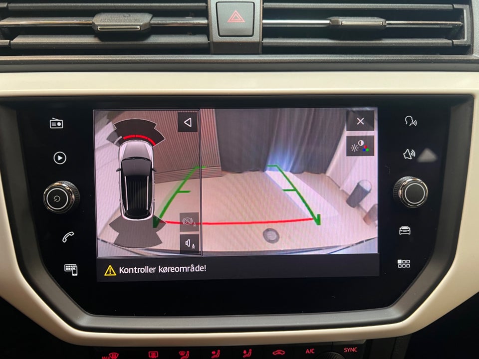 Seat Arona 1,6 TDi 95 Xcellence 5d