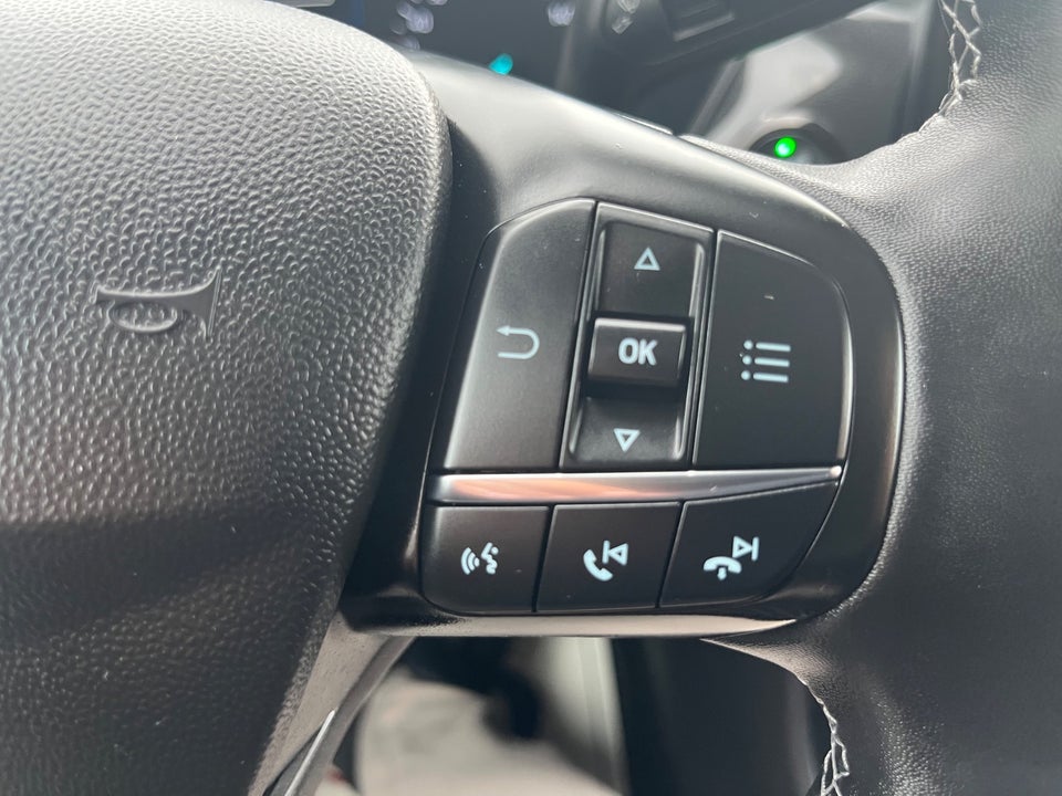 Ford Fiesta 1,0 EcoBoost mHEV Active DCT 5d